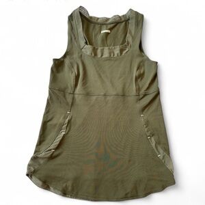 Vintage Lululemon Olive Green Mesh Sleeveless Women's Running Tank w/ key pocket